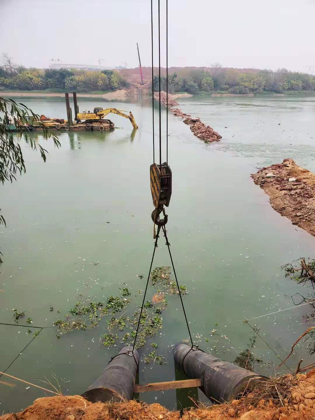 沉管施工